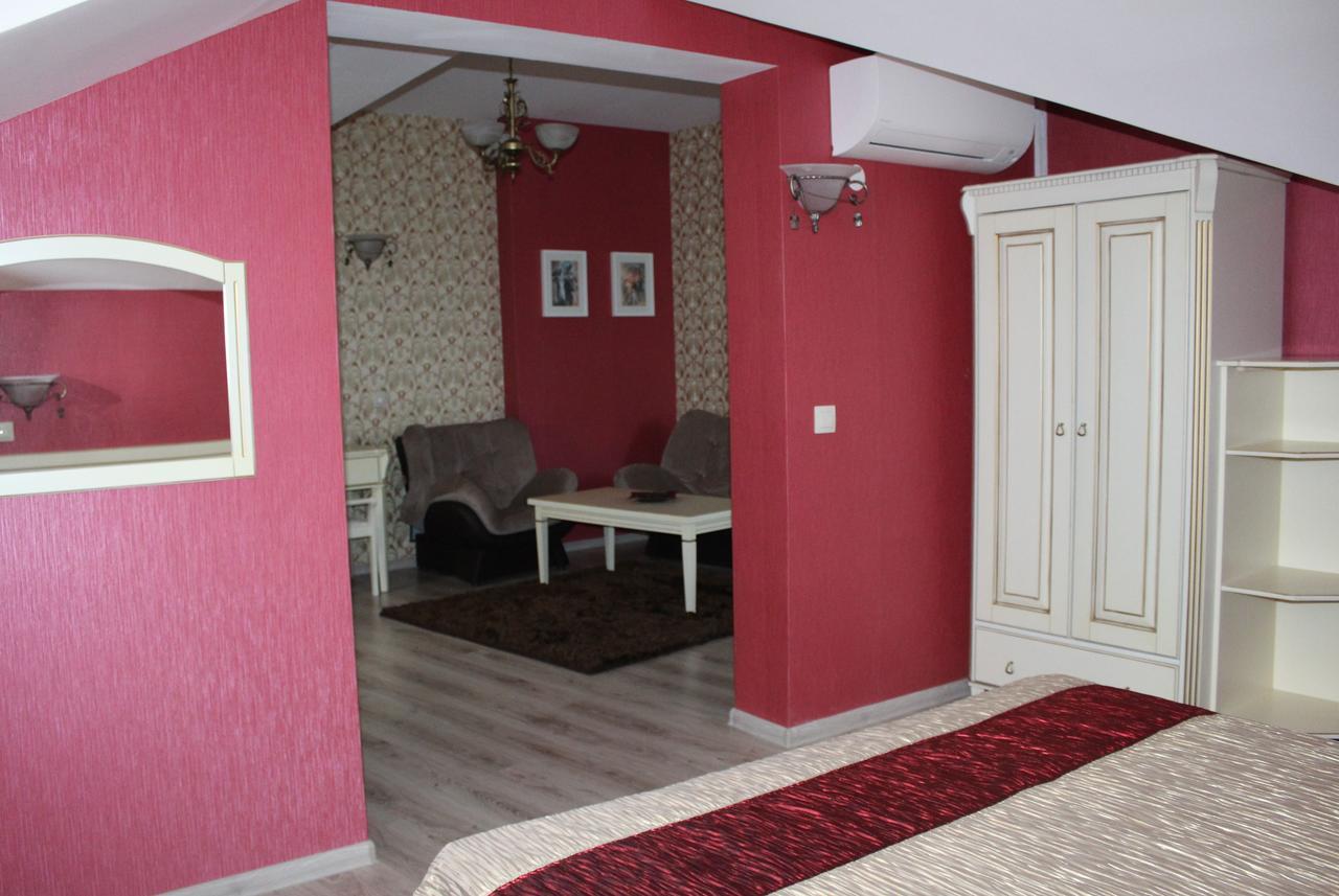 Paris Hotel Hisarya