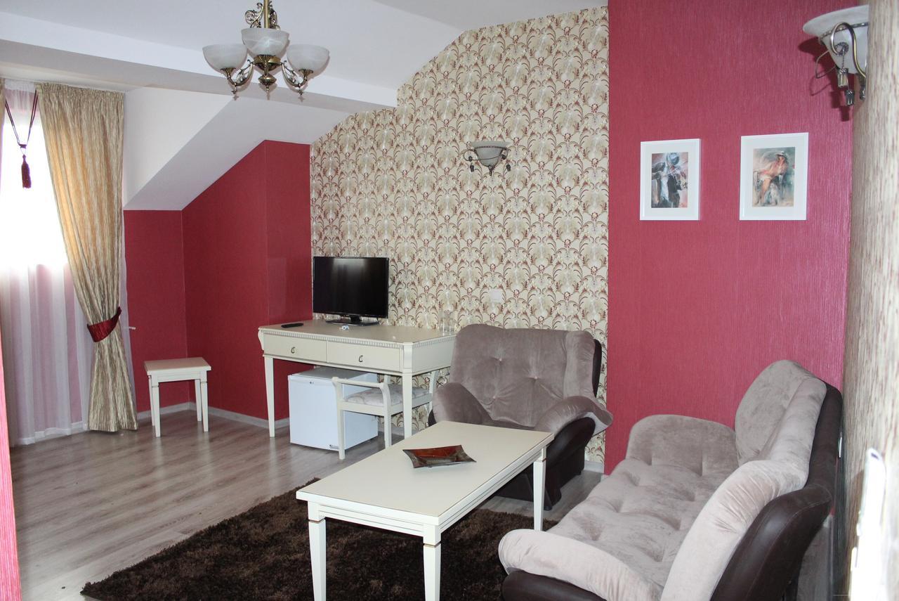 Paris 3* Hisarya